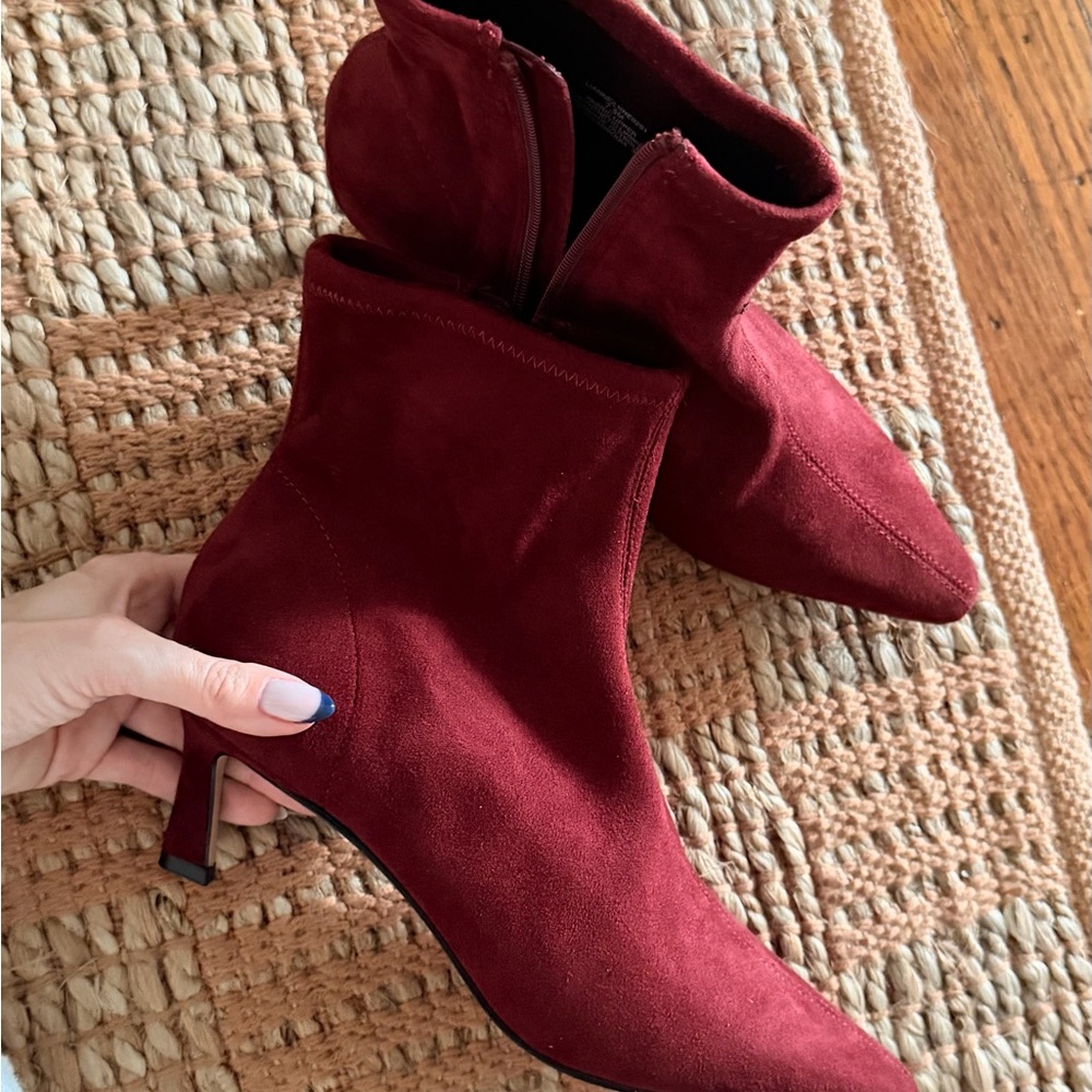 Steve Madden Lianne Booties - burgundy